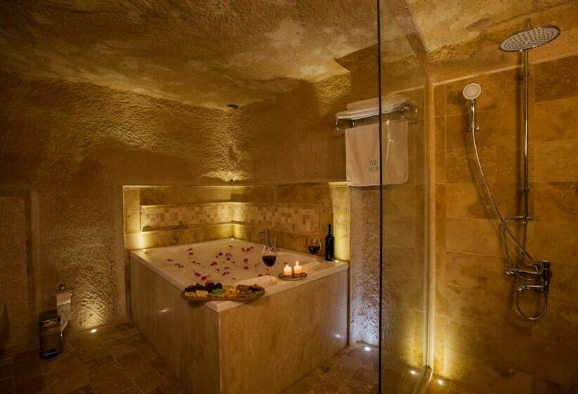 سوییت, Azure Cave Suites   Cappadocia