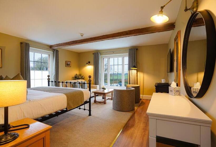 Люкс Superior, Waveney House