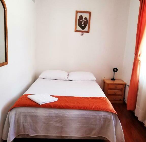 اتاق استاندارد یک نفره, Heritage Inn