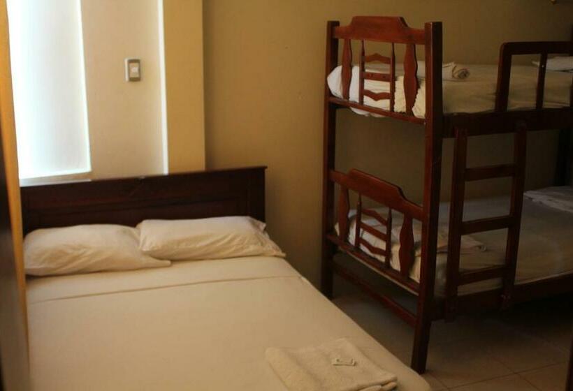 标准三人间, Hostal Rosa Mar