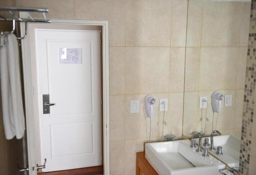 Номер Superior, Howard Johnson Resort & Spa Escobar