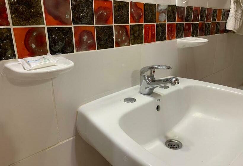 بنجلو ديلوكس, Terrazas De Colón