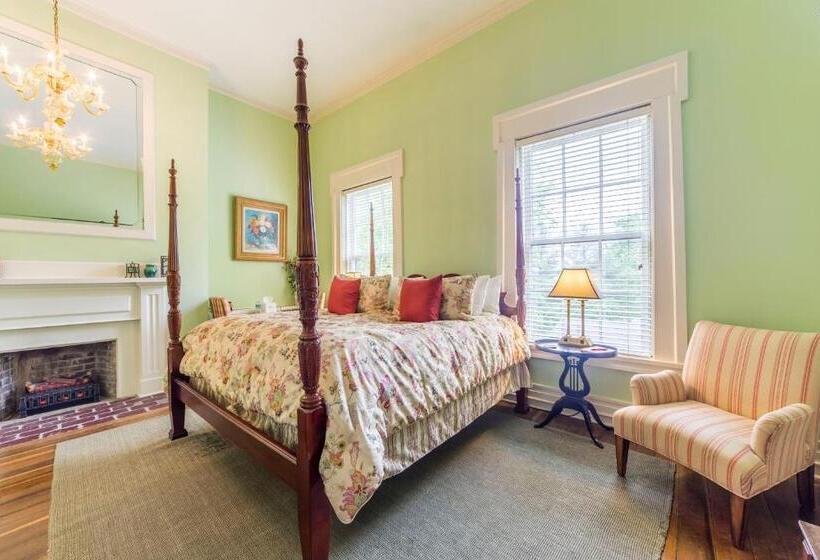 Люкс Superior, Bourbon Manor Bed & Breakfast Inn