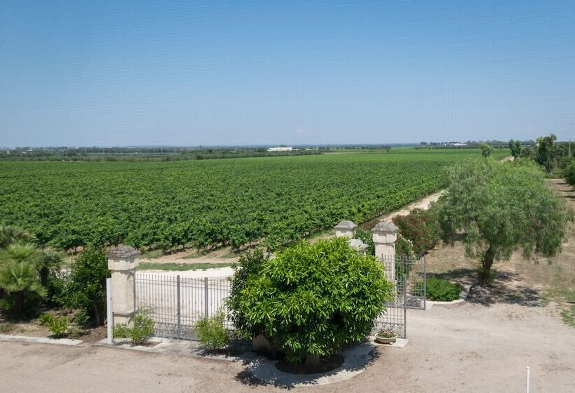 Номер Стандарт, Masseria Mazzetta Salento Corte Del Falconiere B&b