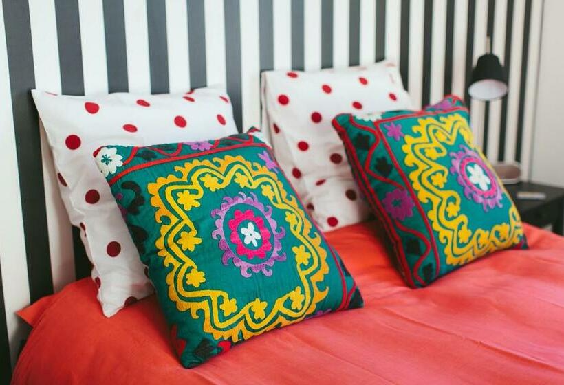 اتاق استاندارد, B&b Place Jourdan