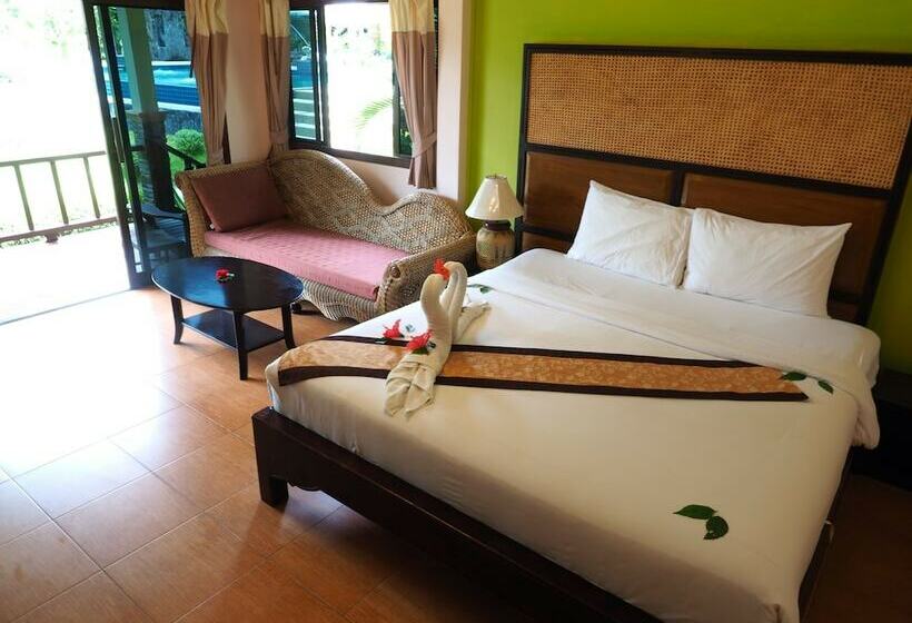 بانگلوی سوپریور, Koh Chang Bailan Beach Resort
