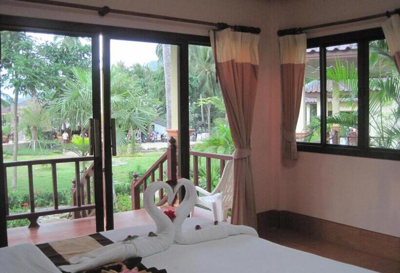 بانگلوی سوپریور, Koh Chang Bailan Beach Resort