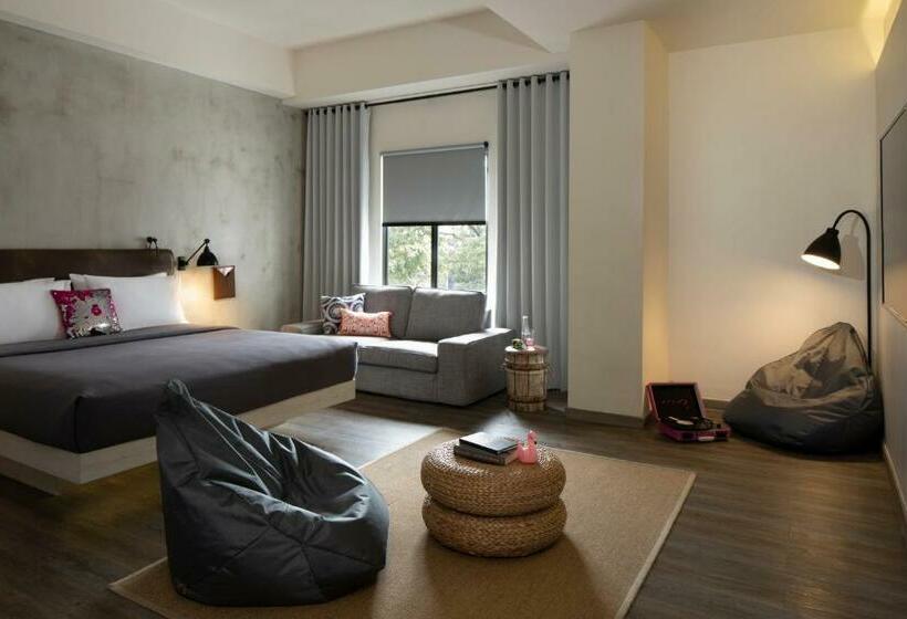 Люкс Вид на Город, Moxy Bandung