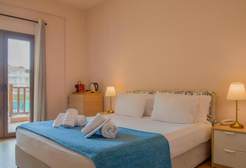Номер Superior Вид на Бассейн, Monastiri Guesthouse