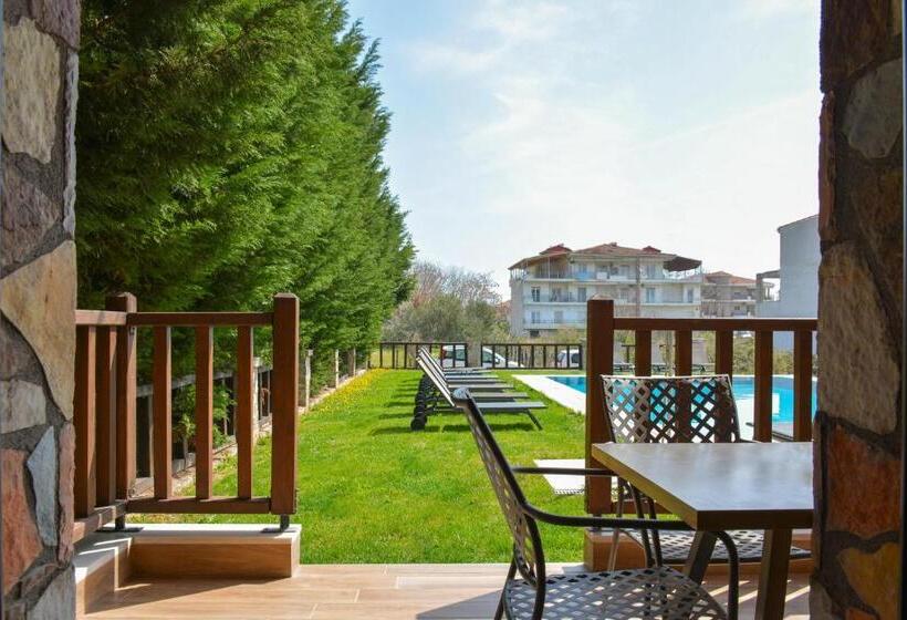 Трехместный Номер Superior, Monastiri Guesthouse
