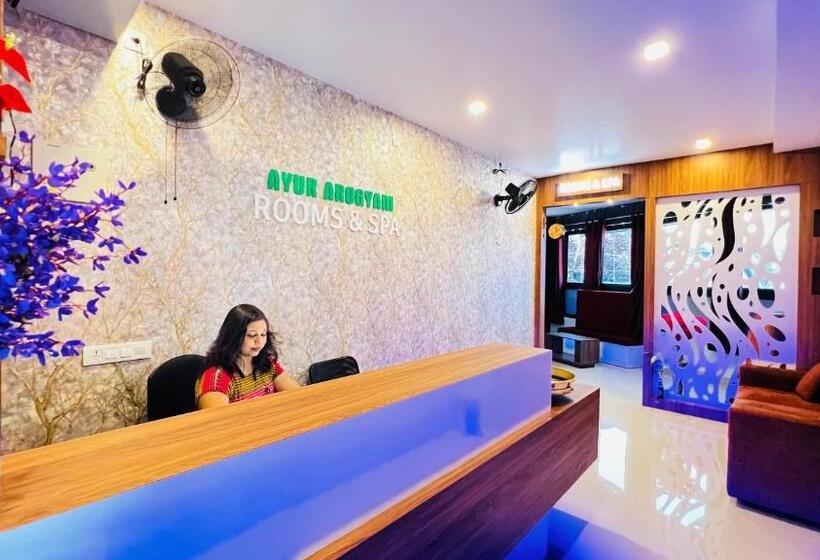 Номер Deluxe с Балконом, Ayur Arogyam Rooms And Spa