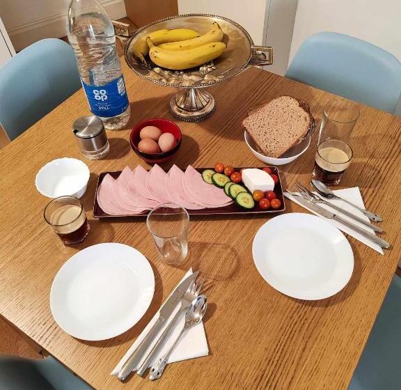 バス共有のスタンダードルーム, Lgbtq Double Room