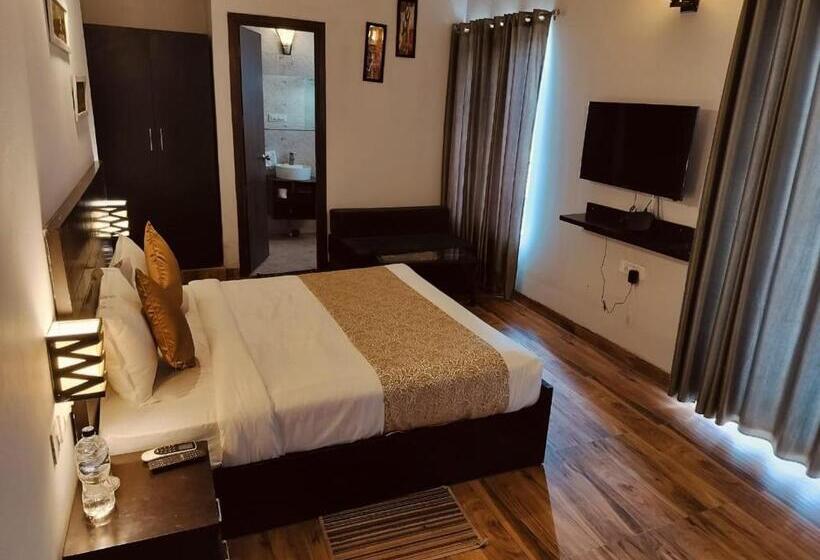 Studio Standard cu Vedere la Balcon, Shivay Adventure  Vrindavan