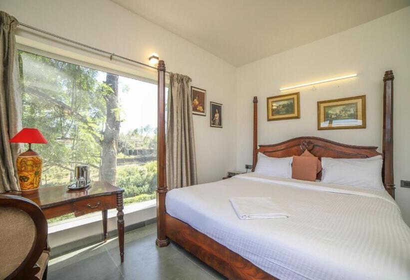 带阳台的豪华间, Tranquil Haven Kotagiri