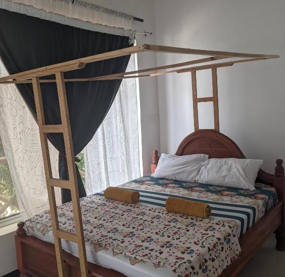 اتاق استاندارد با بالکن, Kassandra Beach