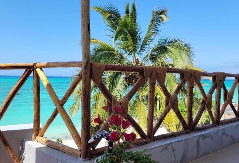 اتاق استاندارد با بالکن, Kassandra Beach