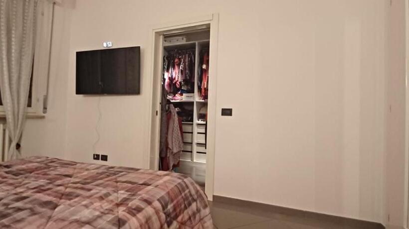 اتاق استاندارد, Robby S Room