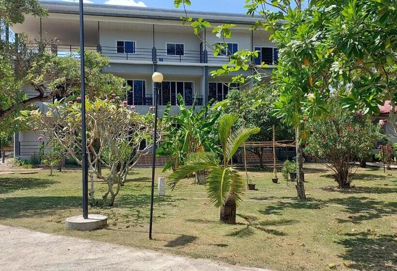 Номер Стандарт Трехместный, Loma Beach Resort