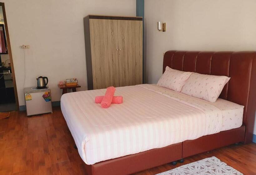 Номер Стандарт Вид на Бассейн, Huai Ngu Farm Stay