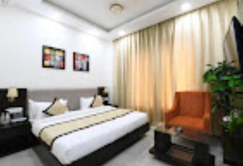Номер Стандарт, Madhav Muskan Residency , Mathura