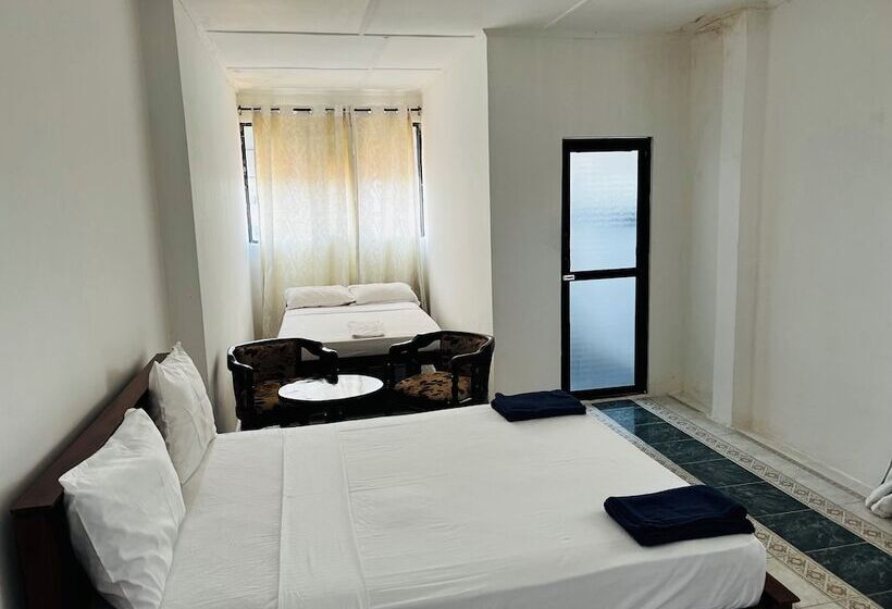 Семейный Номер, Ramlyn Guesthouse & Restaurant