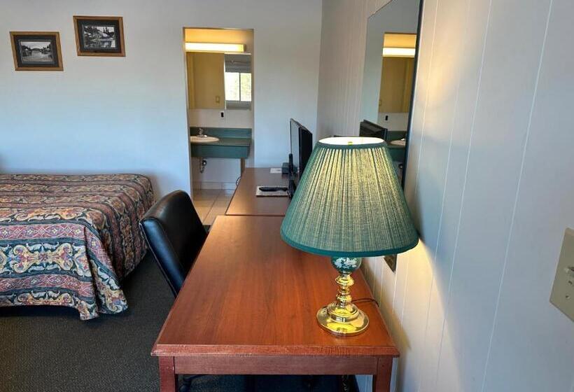 4인용 스탠다드 룸, White River Motel