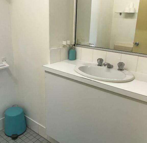 آپارتمان 1 خوابه, Inner City Apartments