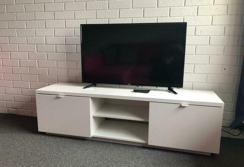 آپارتمان 1 خوابه, Inner City Apartments