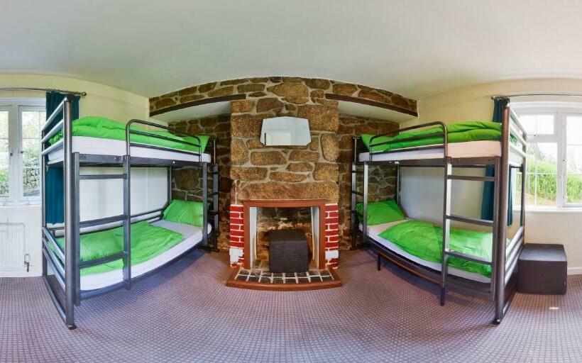 Четырехместный Номер Стандарт, Yha Lands End Hostel