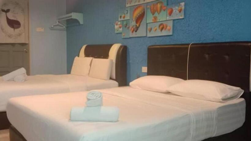 Family Suite, May Room Semporna