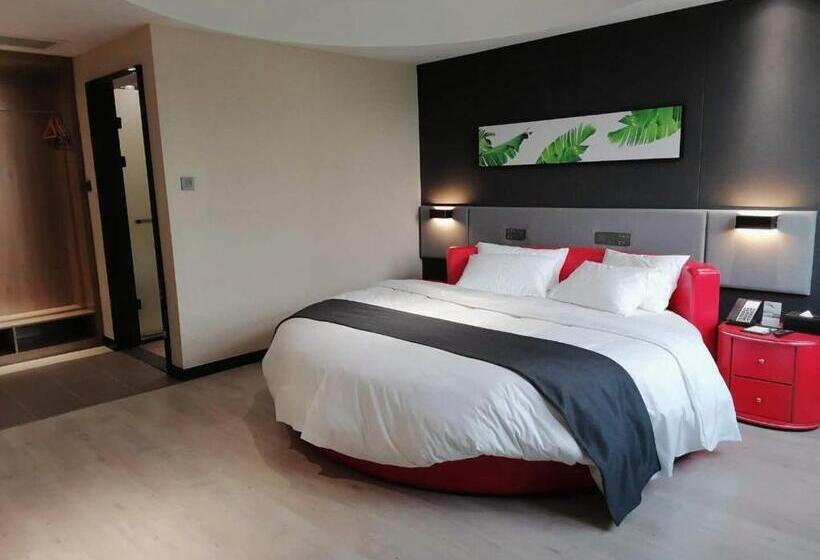 Romantic Room, Thank Inn Chain Hotel Shangqiu Yongcheng Jinbo Grand Plaza