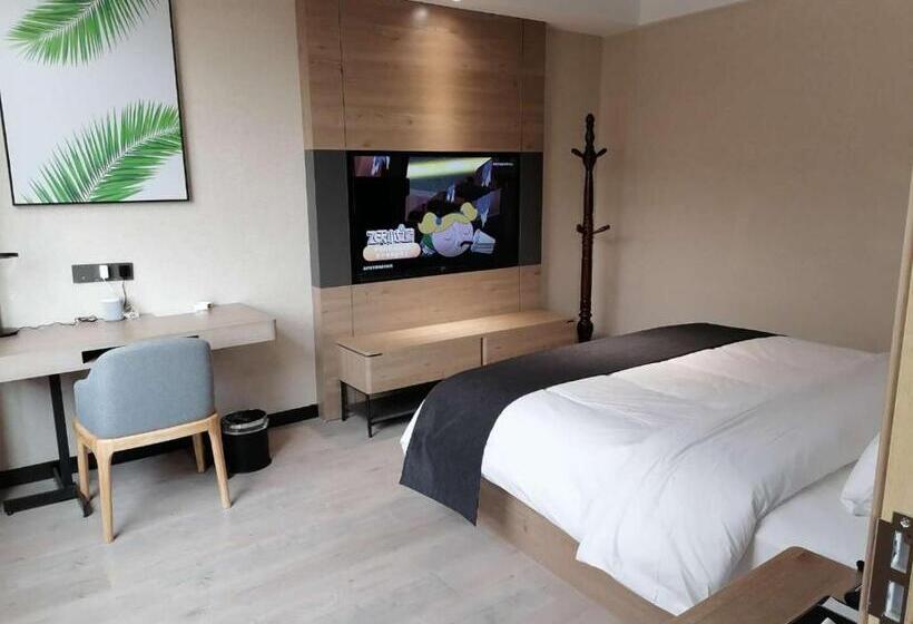Президентский Люкс, Thank Inn Chain Hotel Shangqiu Yongcheng Jinbo Grand Plaza