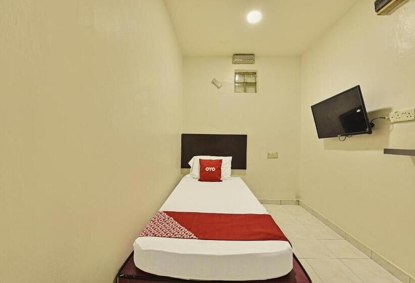 Номер Deluxe Одноместный, Oyo 90806 Rumah Tumpangan Laut Selatan