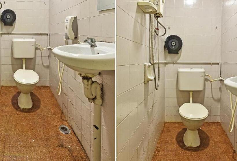 Номер Стандарт, Oyo 90806 Rumah Tumpangan Laut Selatan