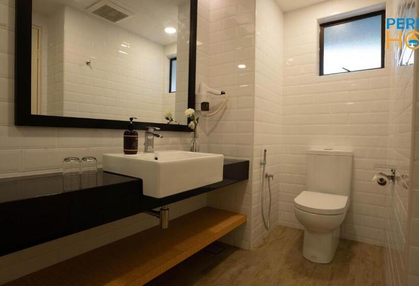 Студия Deluxe, Damai Laut Escape By Perfect Host