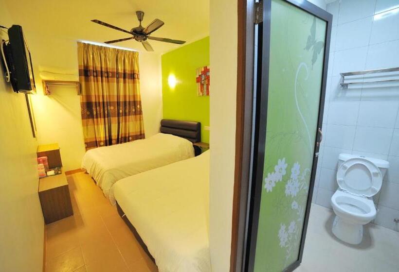 Номер Deluxe, Golden Gate Hotel Kemaman