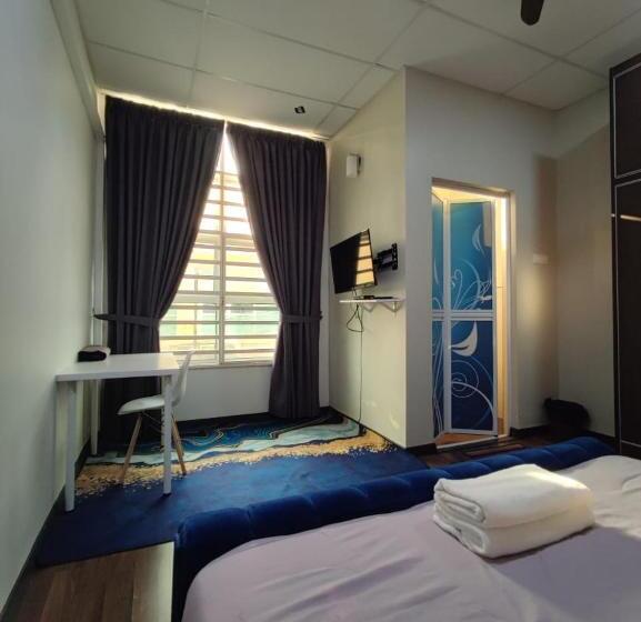 Номер Deluxe, Mann Maju Inn & Hotel Kuala Berang