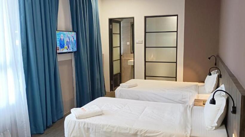 Номер Стандарт, Roxy Hotel Sri Aman