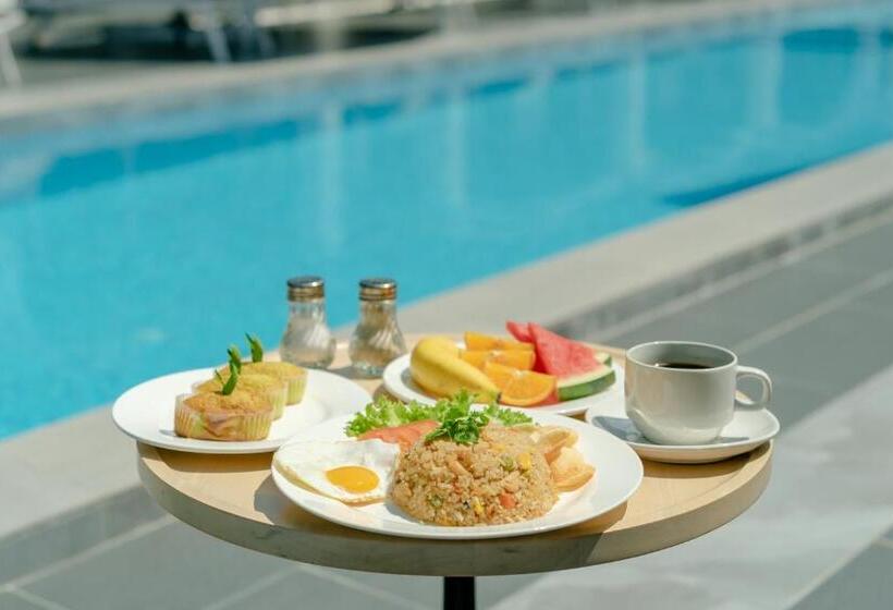 Büyük Çift Kişilik Yataklı Lüks Oda, Cenang Rooms With Pool By Virgo Star Resort