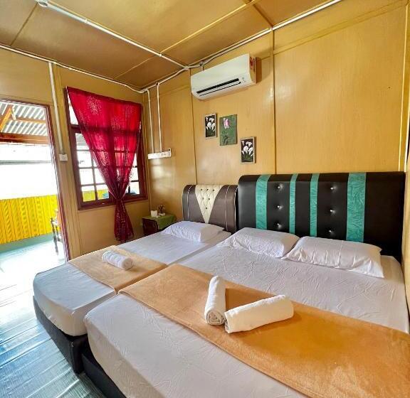 Номер Стандарт Трехместный, Perhentian Sri Tanjung , Kampung Nelayan Pulau Perhentian