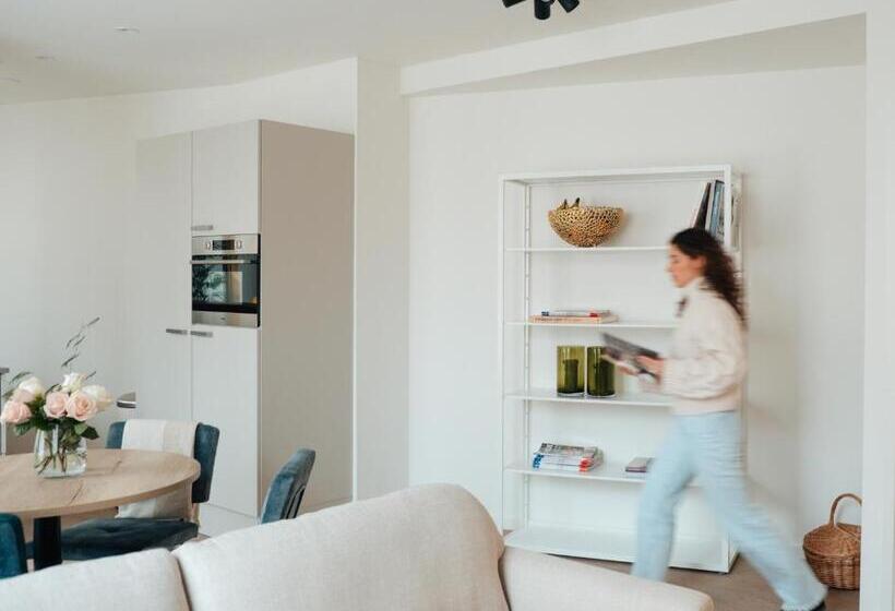Апартаменты 1 Спальня, Urban Suites