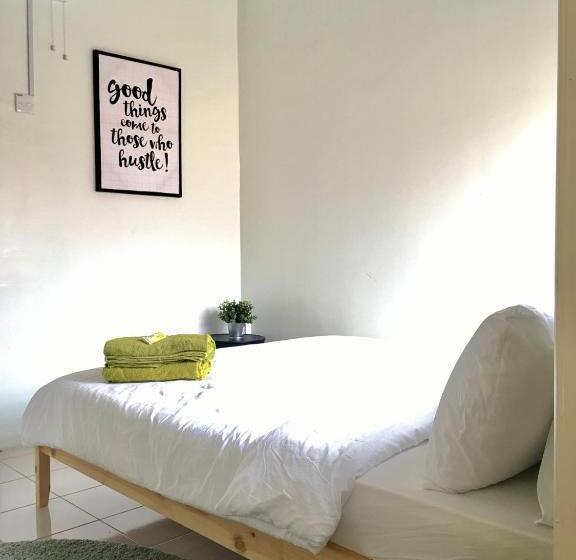 Дом 4 Спальни, D Houzz