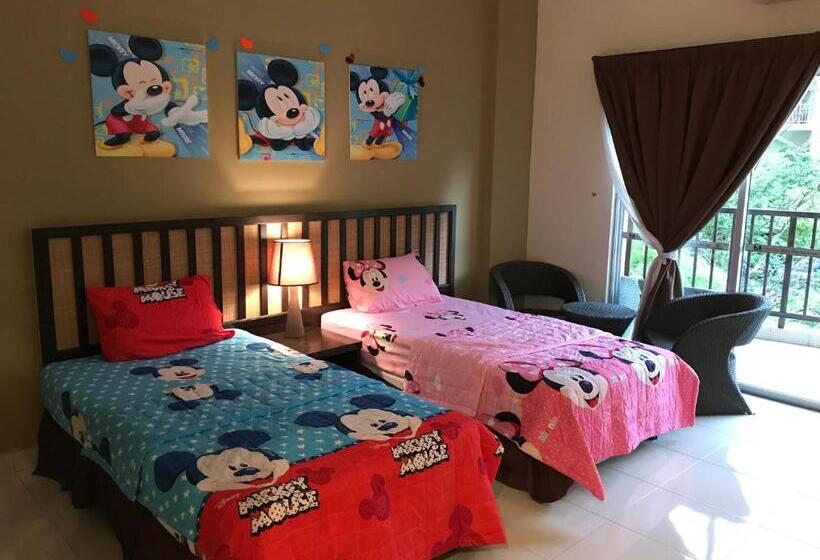 Номер Стандарт с Балконом, Gold Coast Morib Mickey House