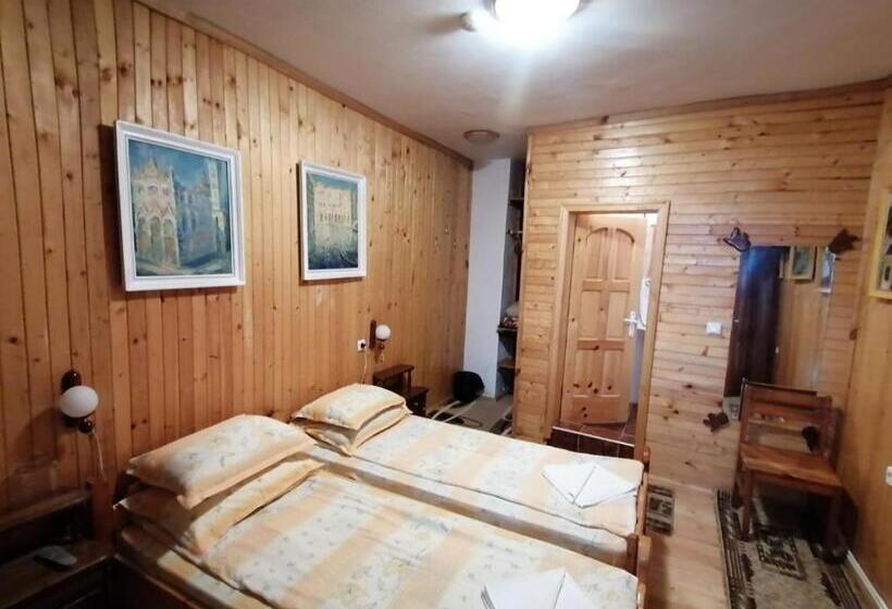 Номер Стандарт, семеен хотел калина Family Hotel Kalina говедарци