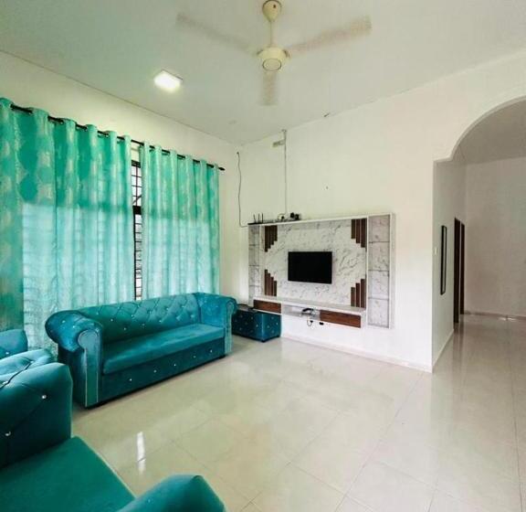 Дом 3 Спальни, Homestay Ira Jaya   4 Unit Rumah