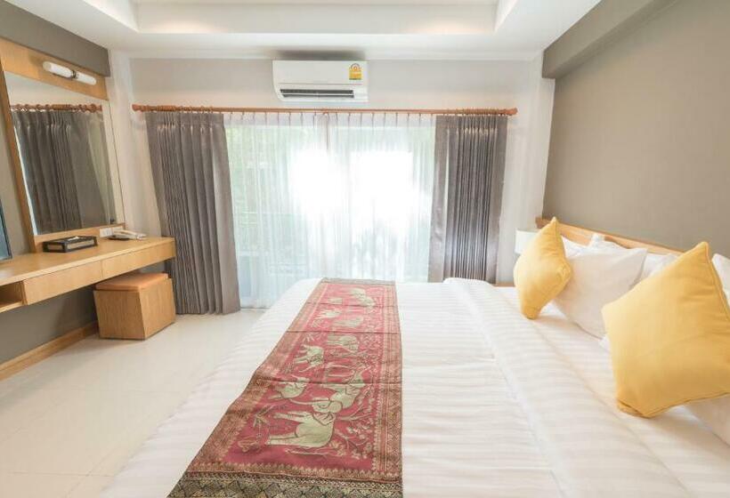 Номер Superior Вид на Сад, Old Town Chiangmai Boutique
