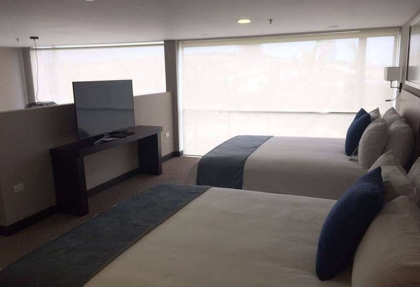 패밀리 스위트, Wyndham Manta Sail Plaza Hotel And Convention Center
