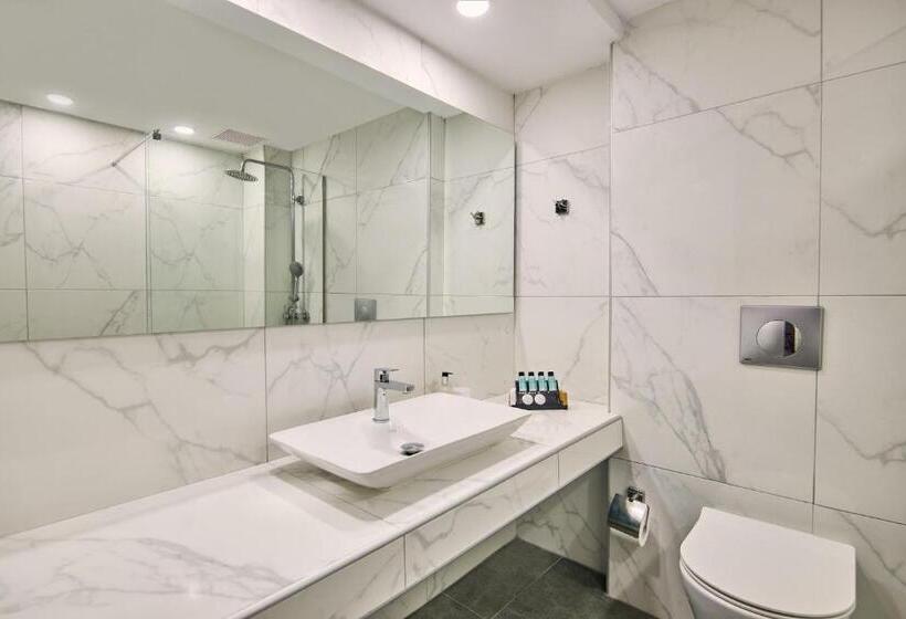 اتاق راحتی با چشمانداز استخر, Palazetto Suites Zakynthos   Adults Only