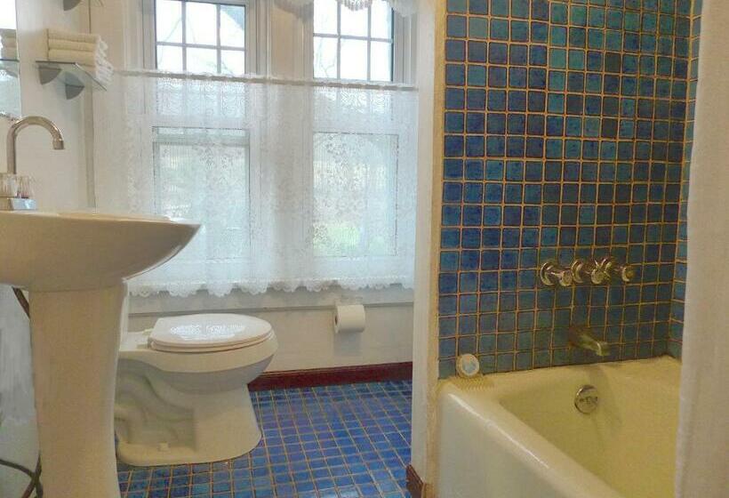 Номер Стандарт Совместная Ванная, Morning Glory B&b