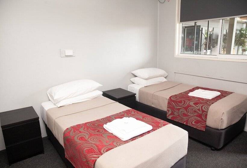 Номер Стандарт, Royal Hotel Singleton